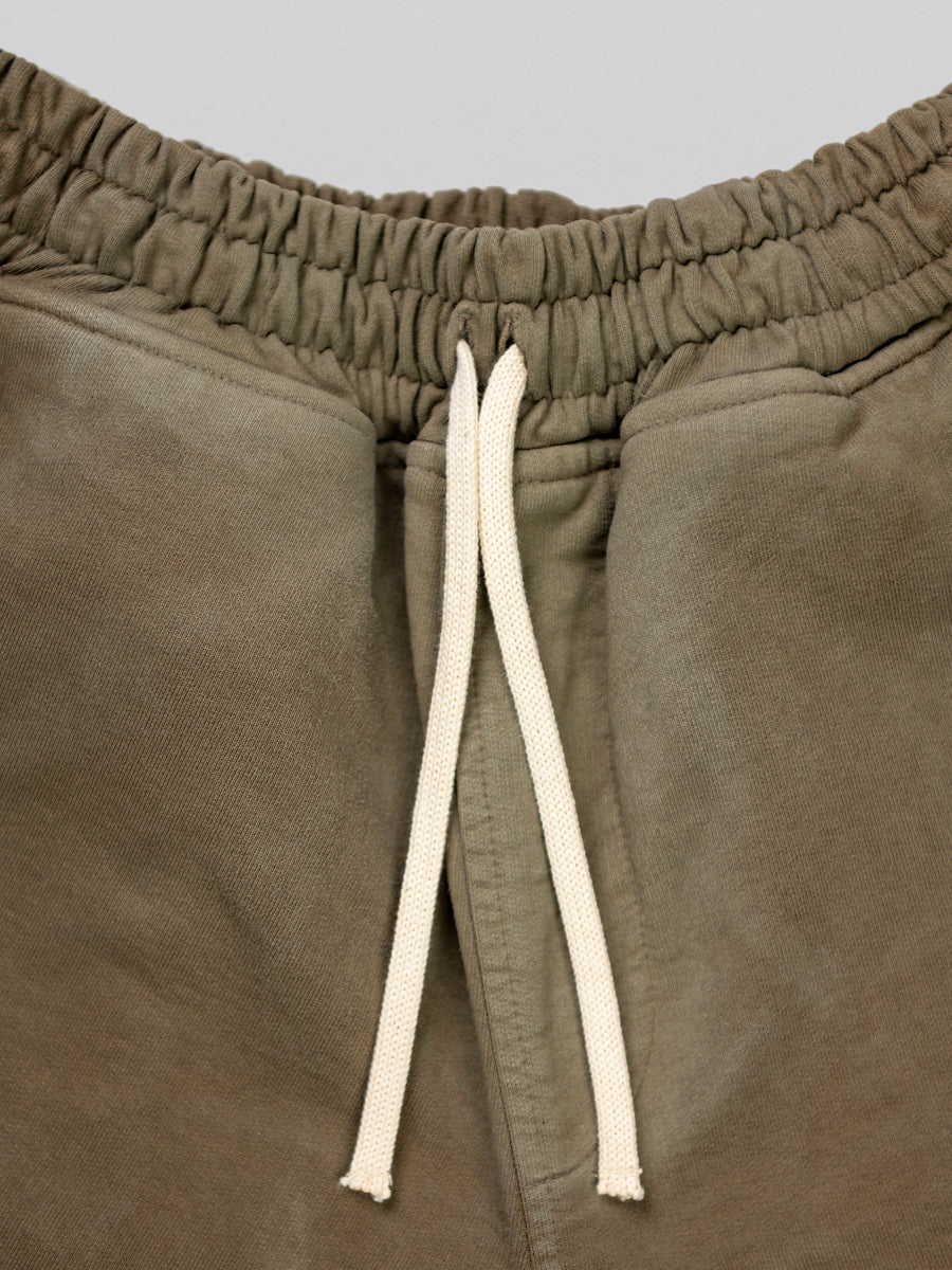 army-shorts-front-detail