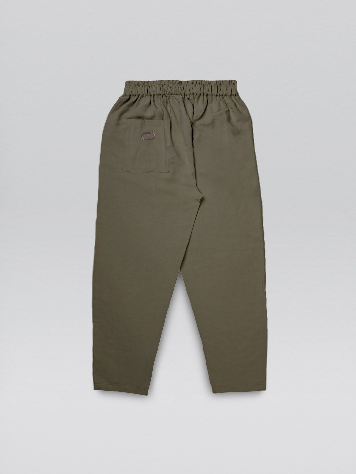 green-linen-pant-female-back